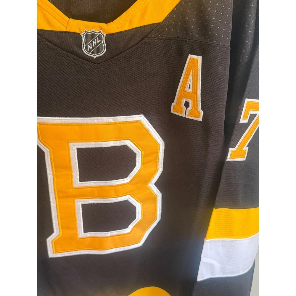 Adidas Boston Bruins Patrice Bergeron 37 Alternate NHL Jersey Mens 52 L Black